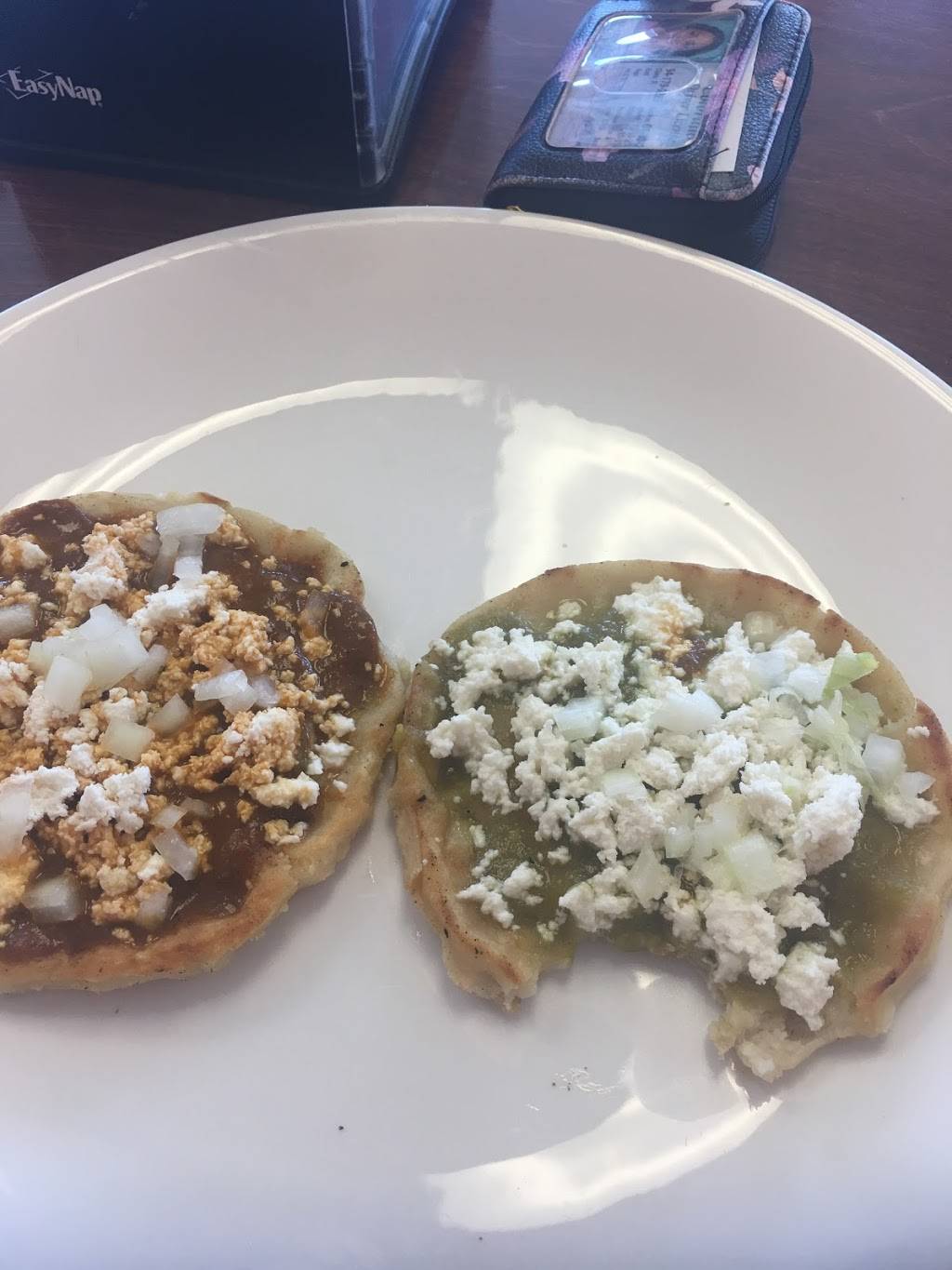 Carolo Mexican Grill | restaurant | 652 Peoria St, Aurora, CO 80011, USA | 7203692354 OR +1 720-369-2354