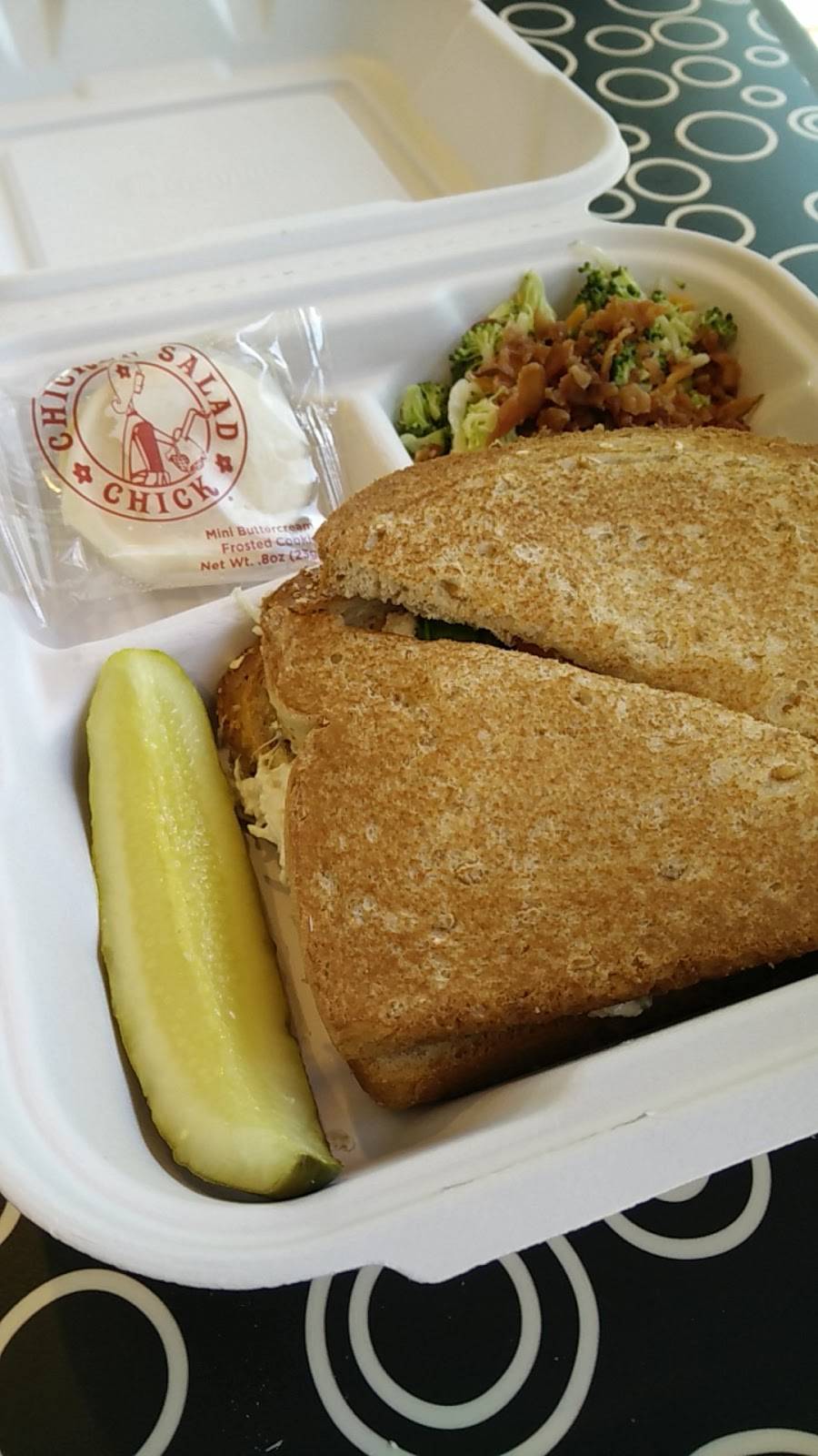 Chicken Salad Chick | restaurant | 1310 Wilmore Dr, Auburn, AL 36849, USA | 3344599125 OR +1 334-459-9125