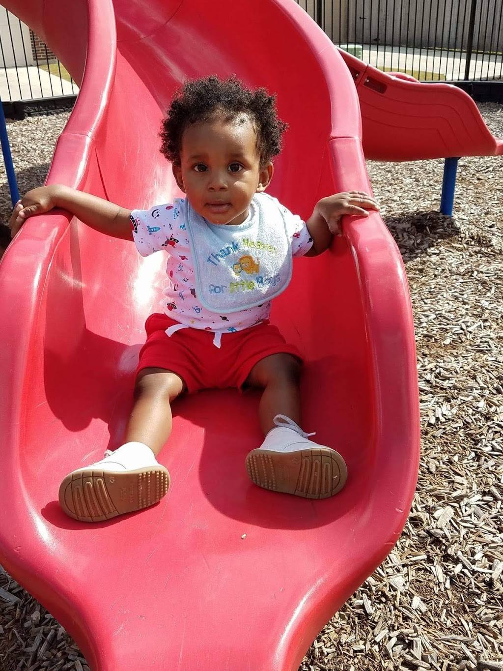 Wendys | restaurant | 1507 E Kiest Blvd, Dallas, TX 75216, USA | 2147314139 OR +1 214-731-4139