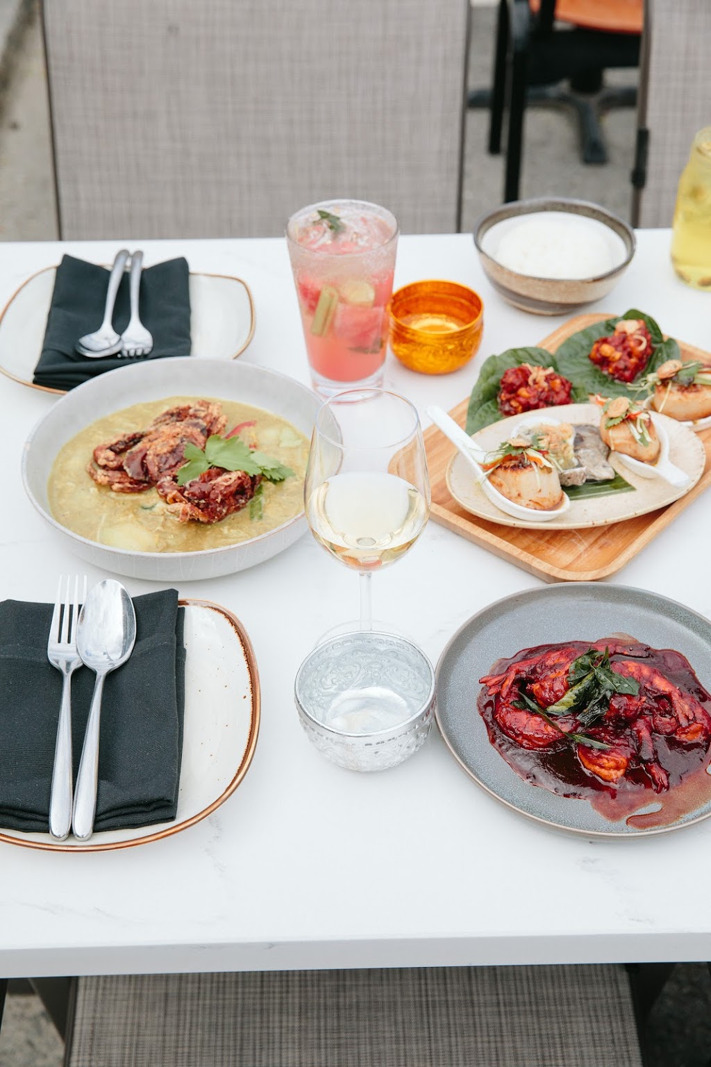 Chalawan Asian Eatery | restaurant | 1790 Massachusetts Ave, Cambridge, MA 02140, USA | 6175478888 OR +1 617-547-8888