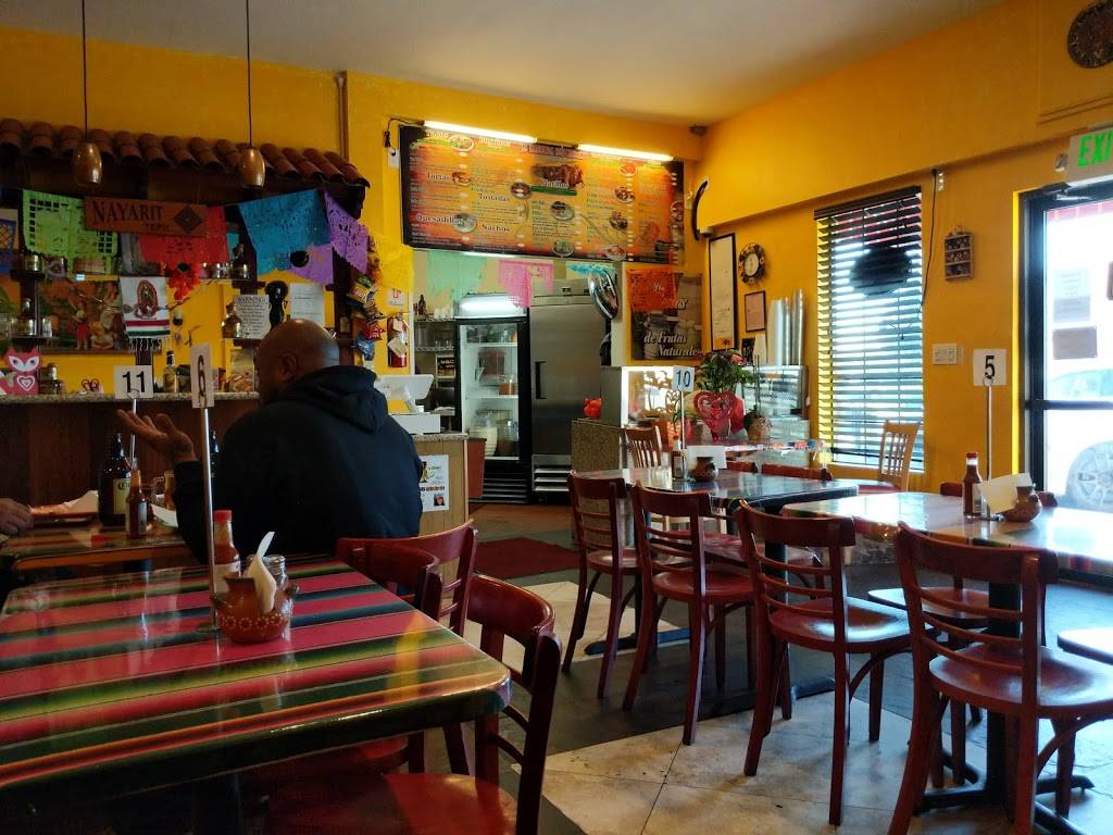 La Hacienda Restaurant | restaurant | 303 E 10th St, Pittsburg, CA 94565, USA | 9252670018 OR +1 925-267-0018