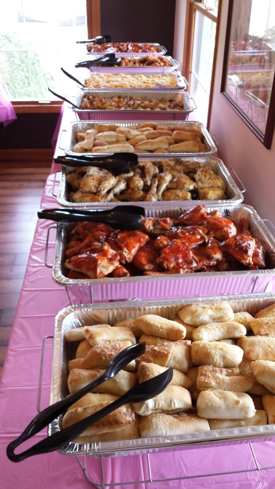 Eagle Express Liquor & Deli | meal takeaway | 9576 E Highland Rd, Howell, MI 48843, USA | 8106326880 OR +1 810-632-6880