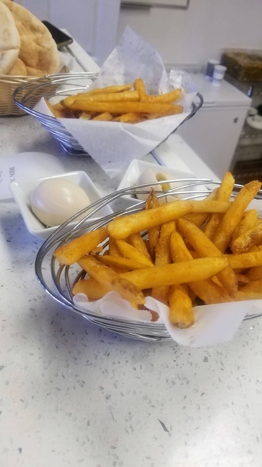 Hummus Yummy | restaurant | 12514 Burbank Blvd, Valley Village, CA 91607, USA | 7472038092 OR +1 747-203-8092