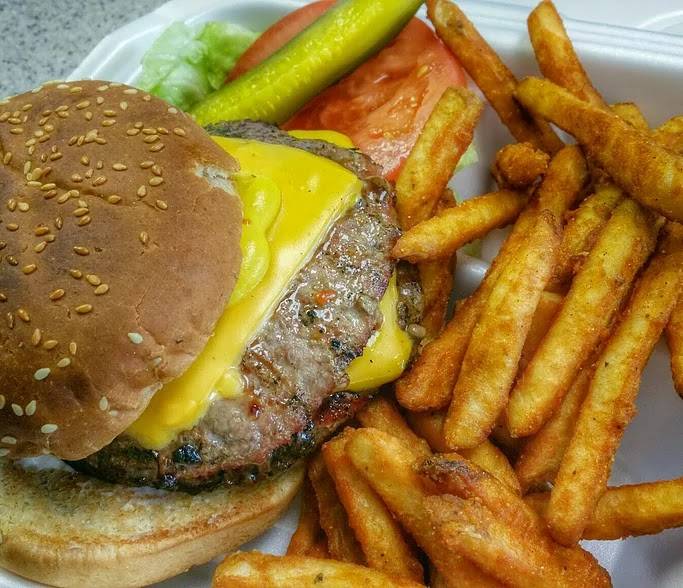 Reyes Grill | restaurant | 3903 S Kedzie Ave, Chicago, IL 60632, USA | 7735234633 OR +1 773-523-4633