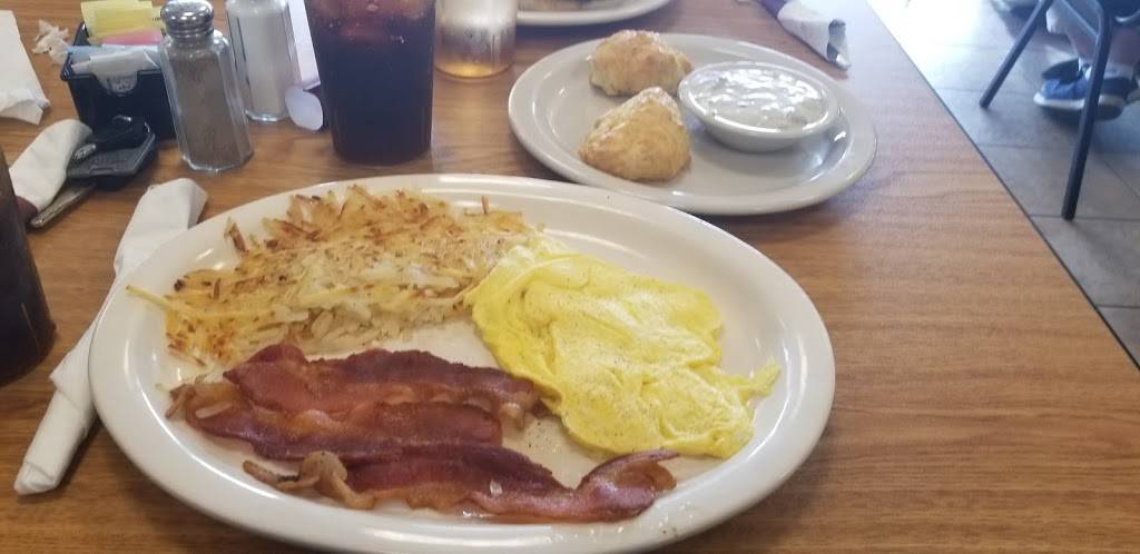 Friends Diner | restaurant | 989 US-31, Whiteland, IN 46184, USA | 3175302254 OR +1 317-530-2254