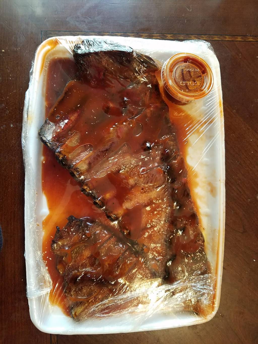 Parks Old Style Bar-B-Q | restaurant | 7444 Beaubien St, Detroit, MI 48202, USA | 3138737444 OR +1 313-873-7444