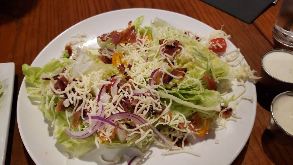 The Hive Grill | restaurant | 32475 Clinton Keith Rd, Wildomar, CA 92595, USA | 9516780722 OR +1 951-678-0722