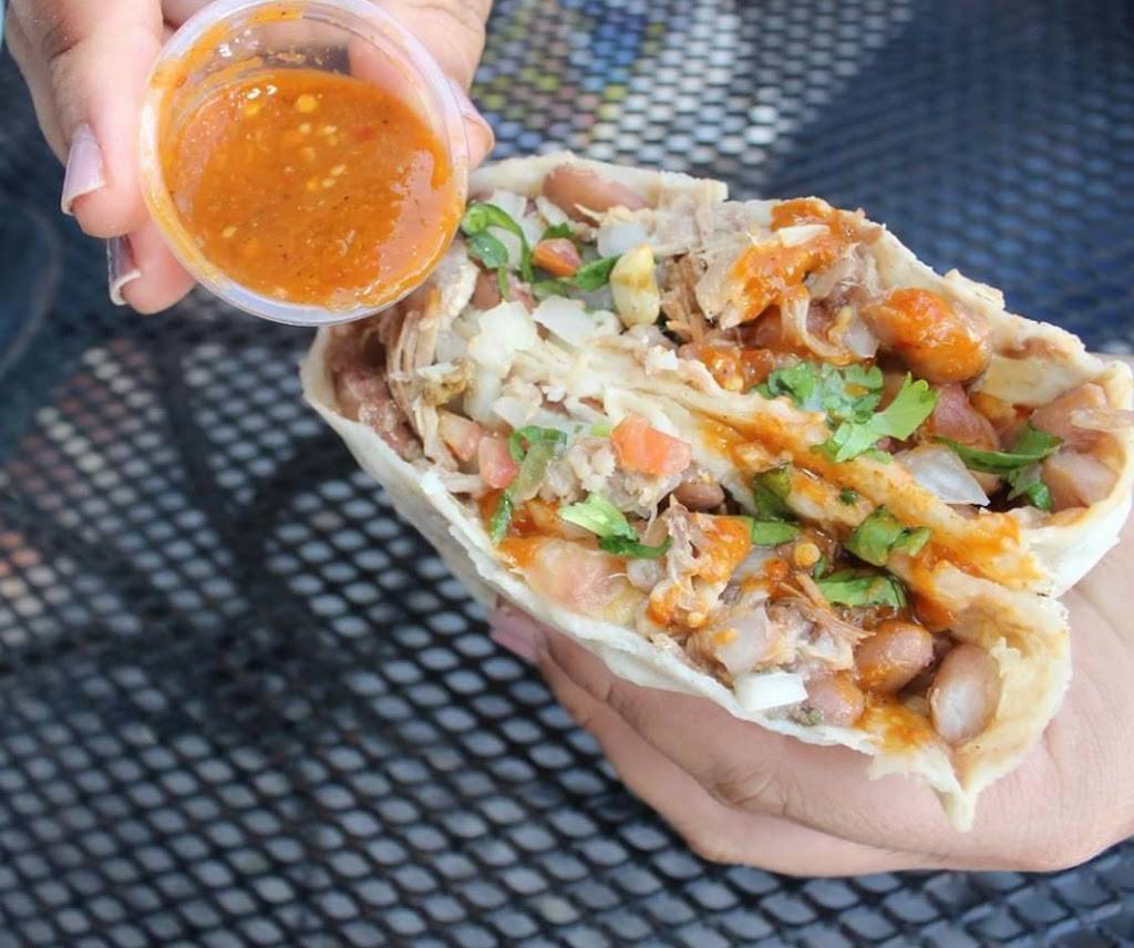 Yucas Pasadena | restaurant | 1075 S Fair Oaks Ave, Pasadena, CA 91105, USA | 6267887448 OR +1 626-788-7448