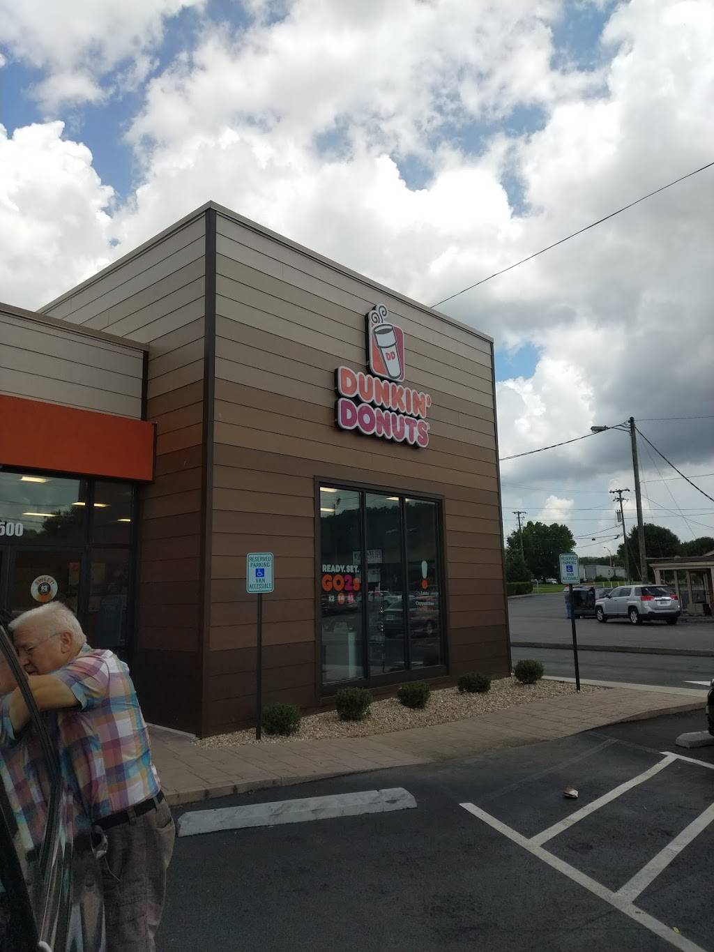 Dunkin | bakery | 500 Hickory Hills Blvd, Whites Creek, TN 37189, USA | 6157271181 OR +1 615-727-1181