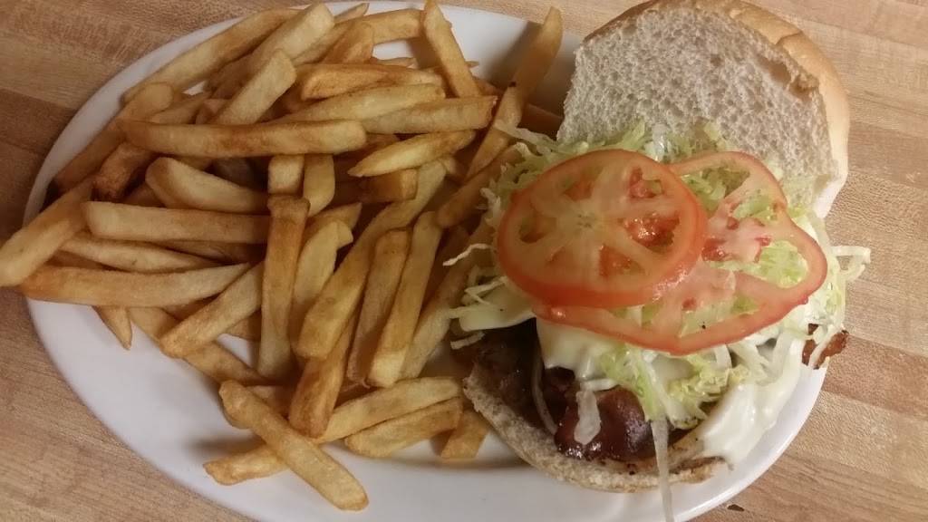 Domenicks | restaurant | 34 S Main St, Carbondale, PA 18407, USA | 5702825128 OR +1 570-282-5128