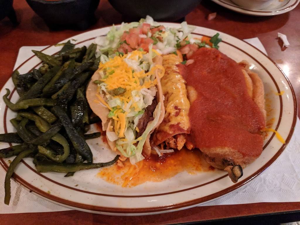 Lindo Michoacan Restaurant | restaurant | 10082 W Flamingo Rd, Las Vegas, NV 89147, USA | 7028389990 OR +1 702-838-9990