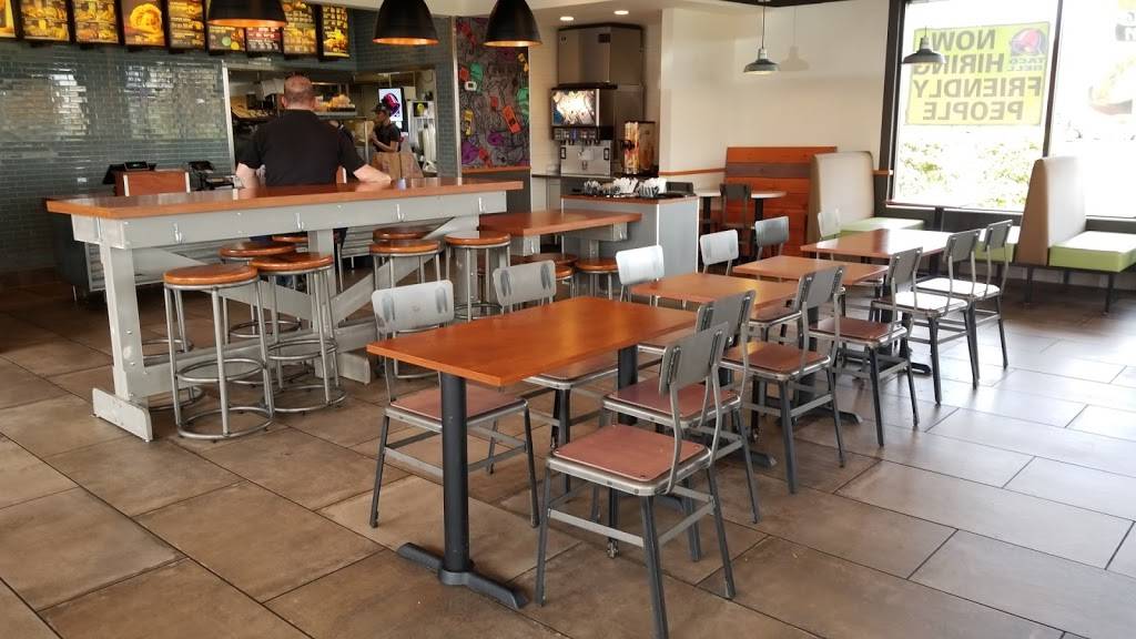Taco Bell | meal takeaway | 199 N Pecos Rd, Henderson, NV 89014, USA | 7022631818 OR +1 702-263-1818