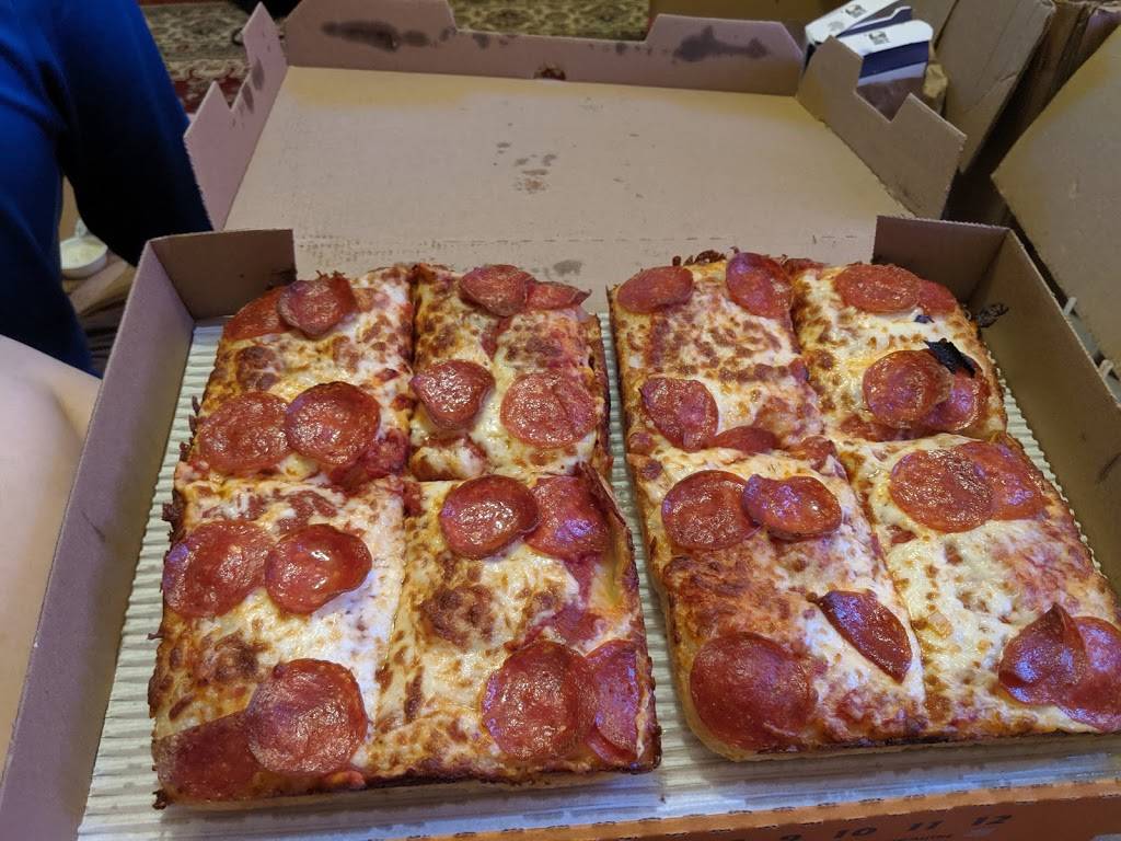 Little Caesars Pizza | meal takeaway | 998 Dundas St, Woodstock, ON N4S 1H3, Canada | 5195331616 OR +1 519-533-1616