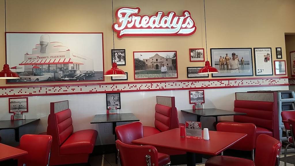 Freddys Frozen Custard & Steakburgers | restaurant | 1906 Fayetteville Rd, Van Buren, AR 72956, USA | 4799222070 OR +1 479-922-2070