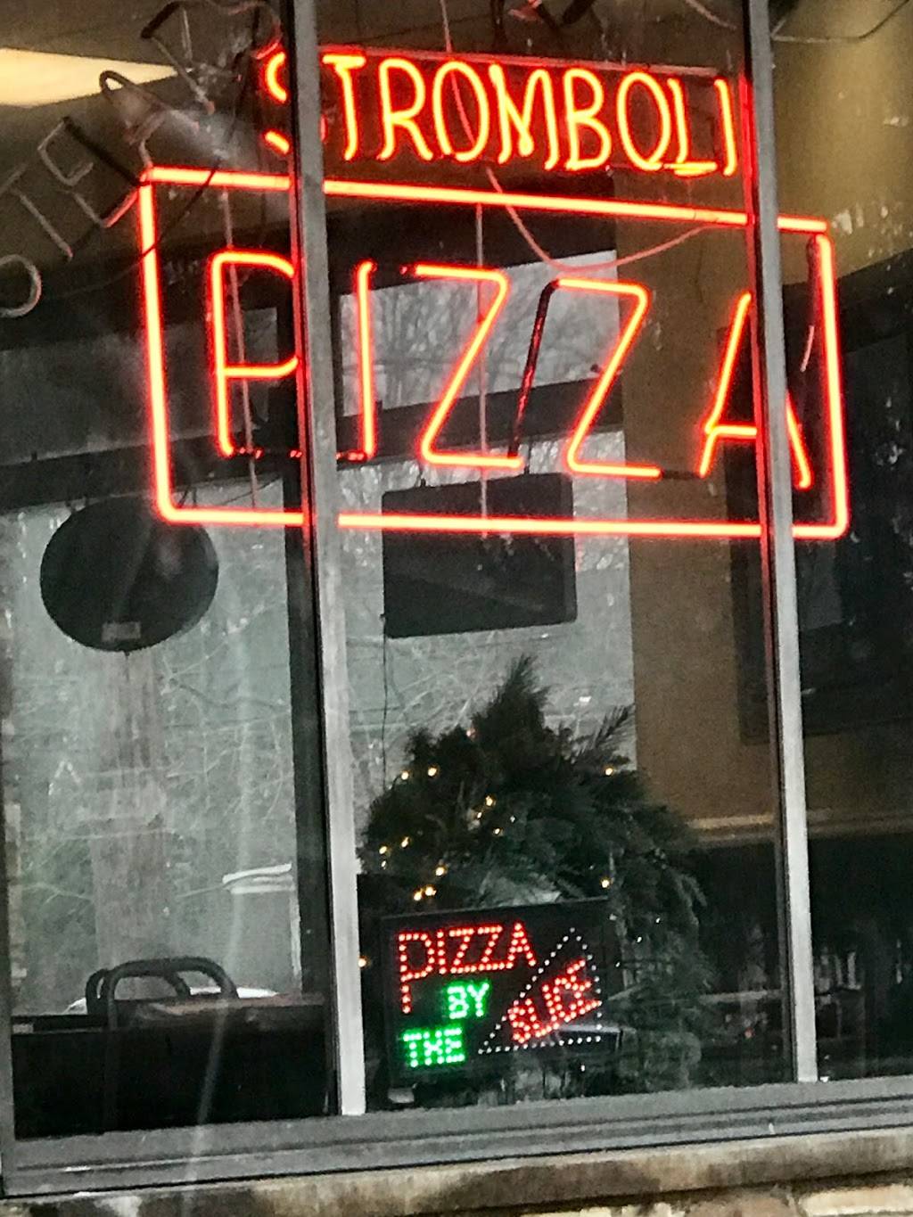 Chriss Pizza | restaurant | 500 E Providence Rd, Aldan, PA 19018, USA | 6106226050 OR +1 610-622-6050