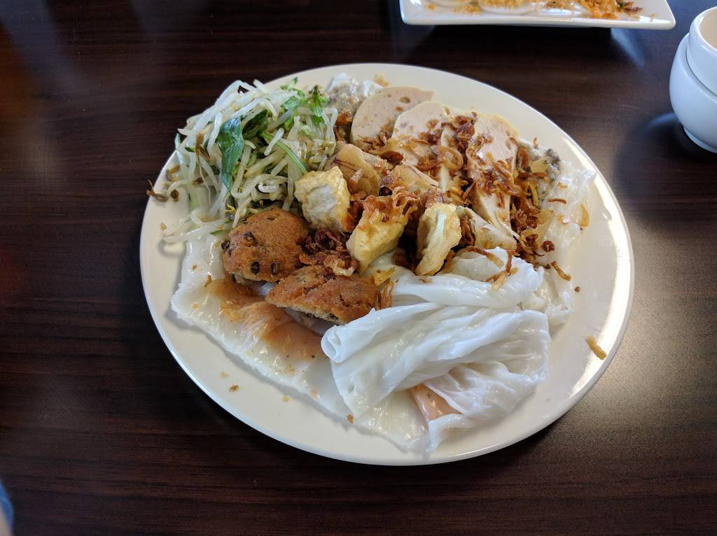 Banh Cuon Luu Luyen | restaurant | 14351 Euclid Street #1J, Garden Grove, CA 92843, USA | 7145540212 OR +1 714-554-0212