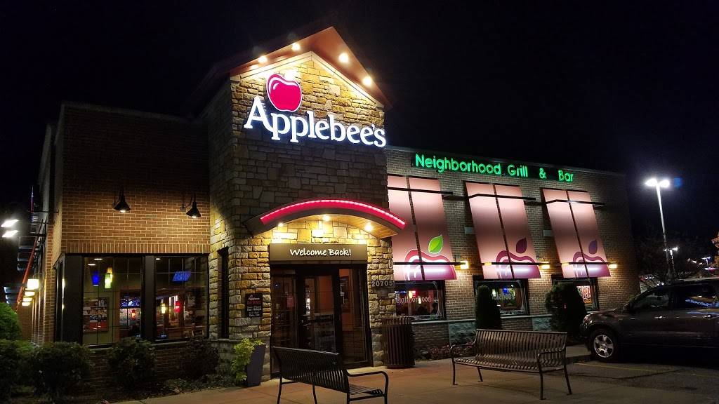 Applebees Grill + Bar | restaurant | 20705 Center Ridge Rd, Rocky River, OH 44116, USA | 4403335900 OR +1 440-333-5900