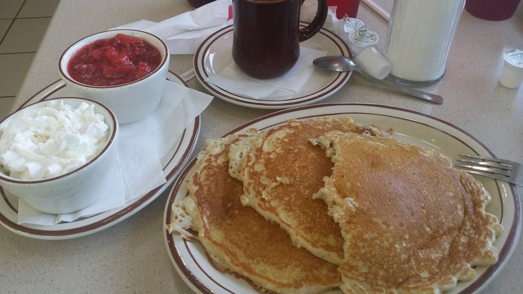 Leos Coney Island | restaurant | 28595 Northwestern Hwy, Southfield, MI 48034, USA | 2483553844 OR +1 248-355-3844