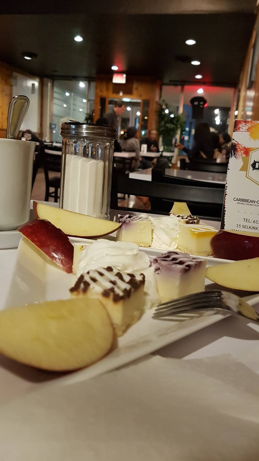 Royal Prince Restaurant | restaurant | 15 Selkirk St, Vanier, ON K1L 6N1, Canada | 6136805023 OR +1 613-680-5023