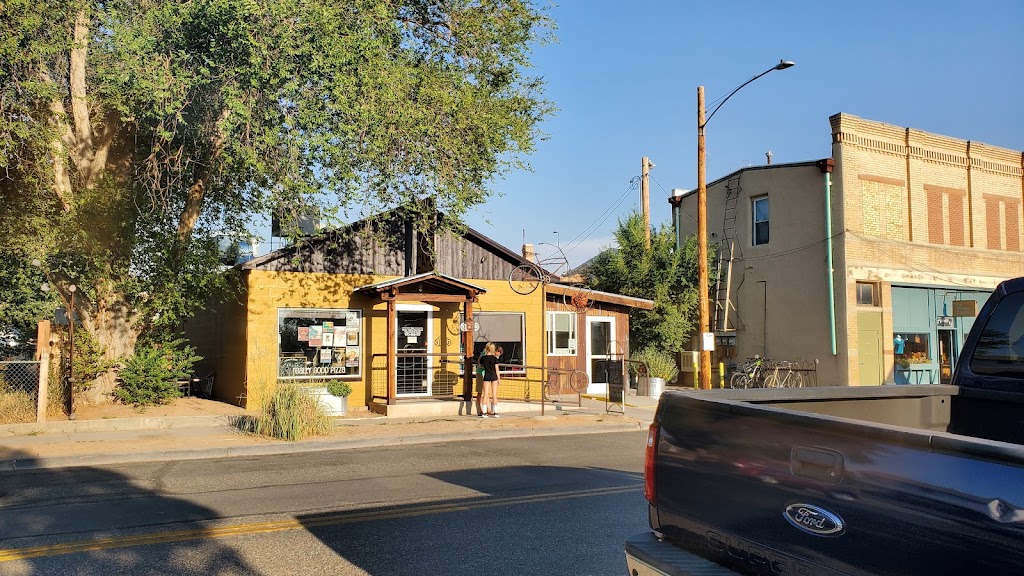 Hot Tomato Pizza | restaurant | 124 N Mulberry St, Fruita, CO 81521, USA | 9708581117 OR +1 970-858-1117