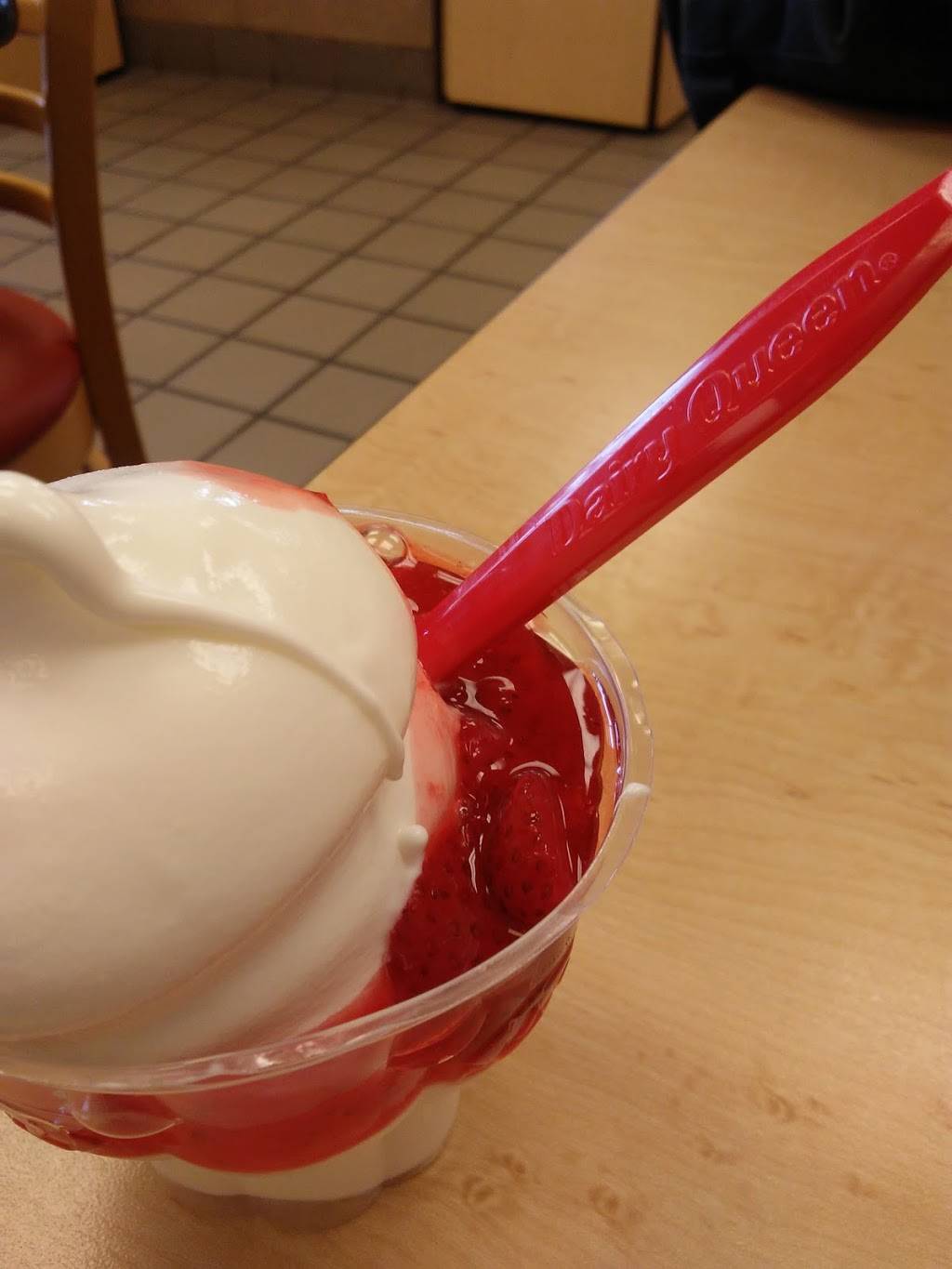 Dairy Queen Grill & Chill | restaurant | 801 W Main St, Greenfield, IN 46140, USA | 3174622566 OR +1 317-462-2566