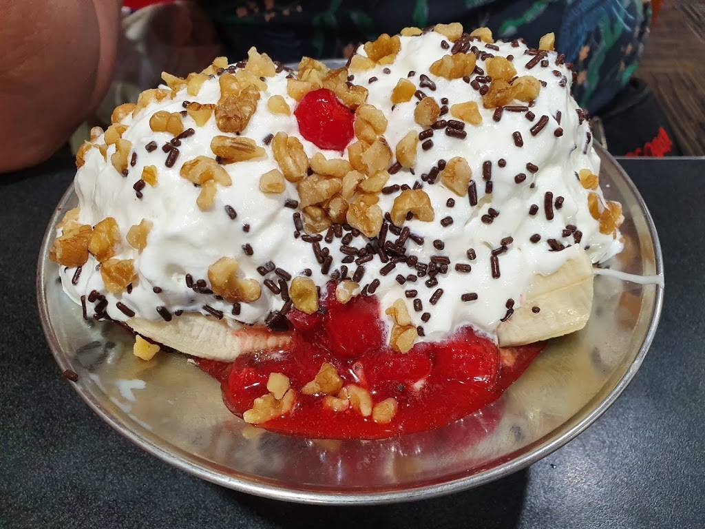 Friendlys | restaurant | 8718 International Dr, Orlando, FL 32819, USA | 4073451655 OR +1 407-345-1655