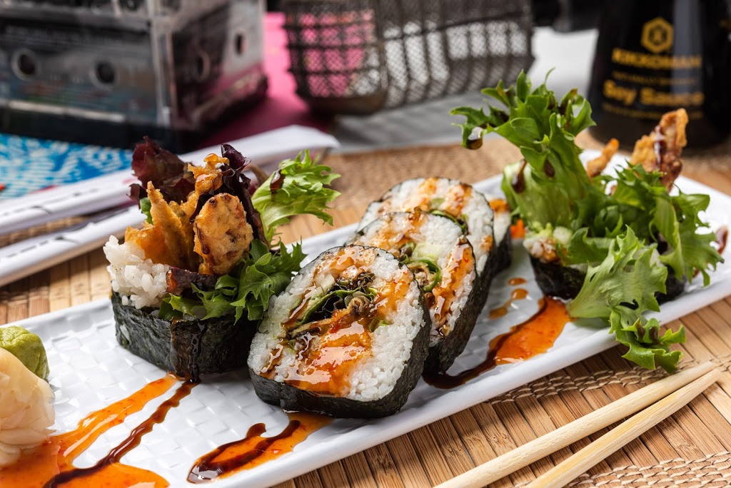Rock N Roll Sushi | restaurant | 1415 Timberlane Rd Unit 305, Tallahassee, FL 32312, USA | 8509991748 OR +1 850-999-1748