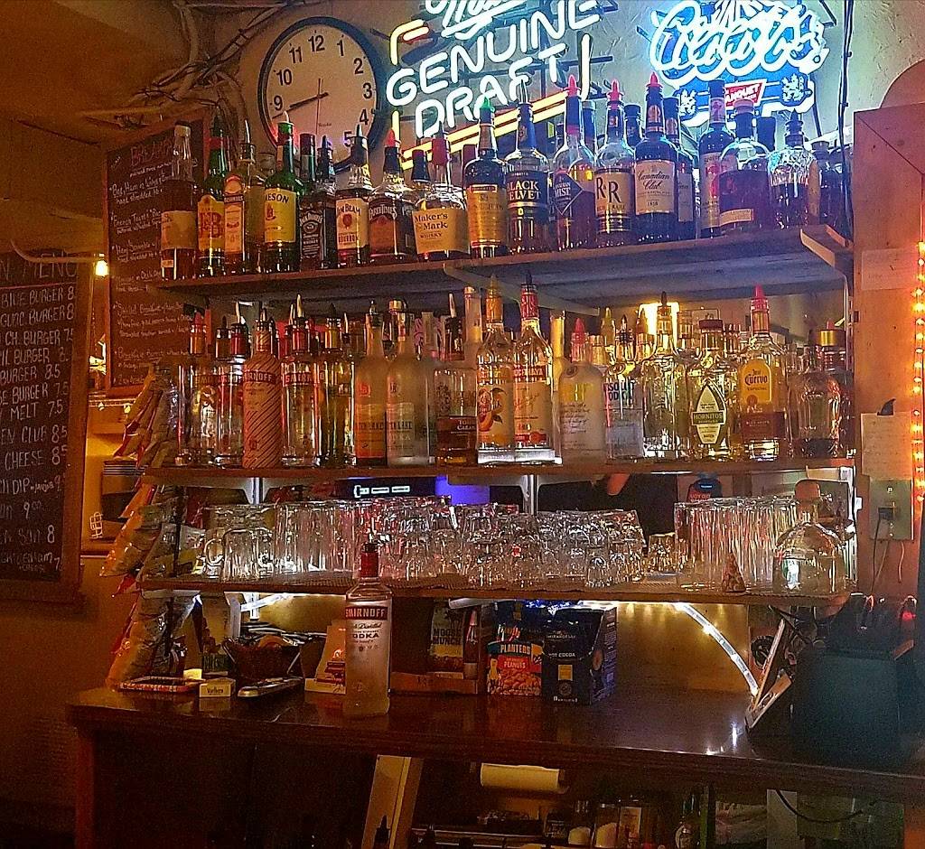 Rock Garden Tavern | restaurant | 17930 S Clackamas River Dr, Oregon City, OR 97045, USA | 5036312697 OR +1 503-631-2697