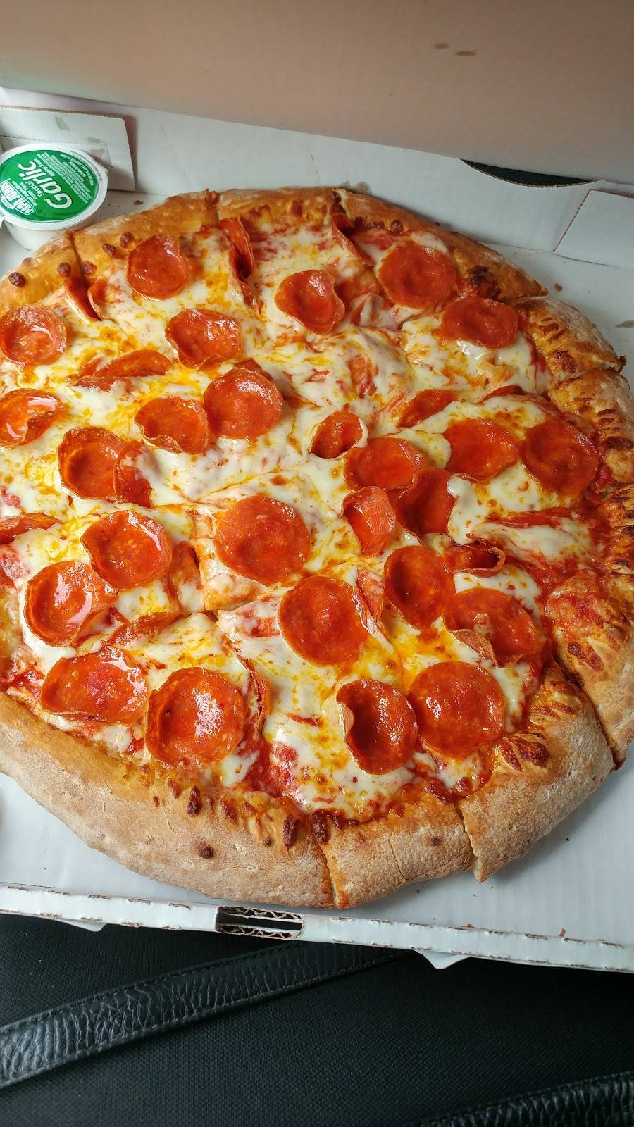 Papa Johns Pizza | restaurant | 5328 Warrensville Center Rd, Maple Heights, OH 44137, USA | 2164758600 OR +1 216-475-8600