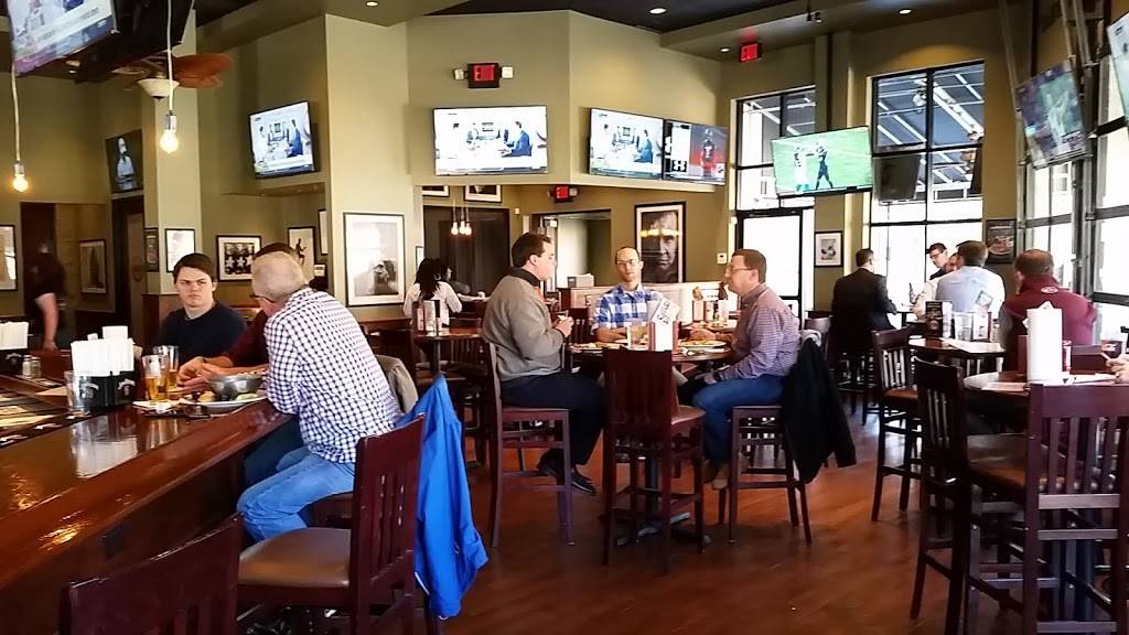 Hickory Tavern | restaurant | 595 Brookwood Village, Homewood, AL 35209, USA | 2059681311 OR +1 205-968-1311