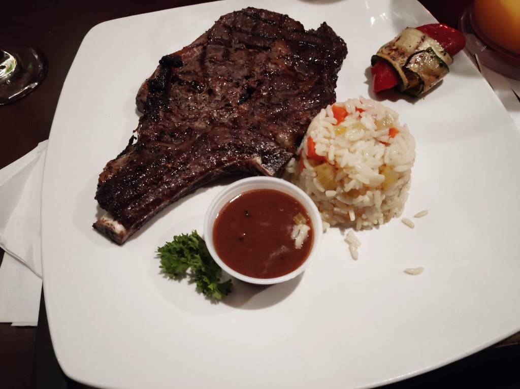 Toto | restaurant | 1380 Rue Notre Dame, Lachine, QC H8S 2C8, Canada | 5146341011 OR +1 514-634-1011