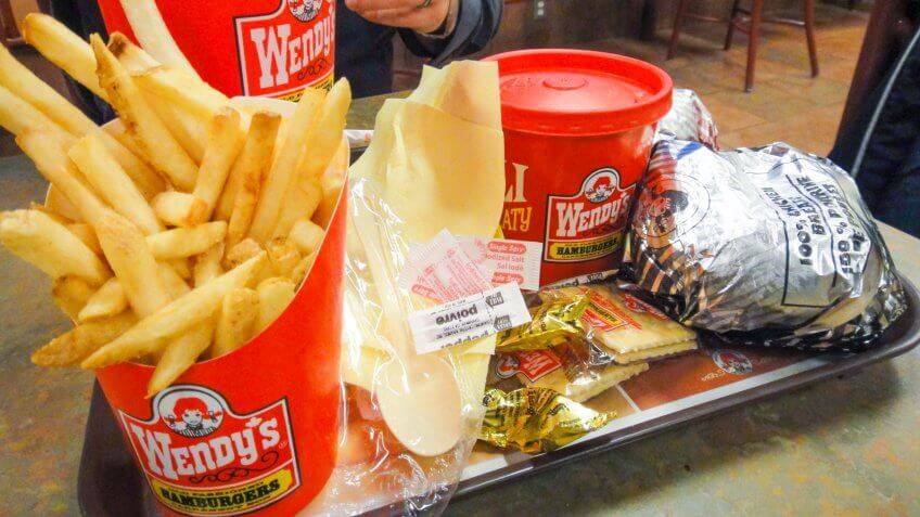 Wendys | restaurant | 1905 N Garland Ave, Garland, TX 75040, USA | 9728657699 OR +1 972-865-7699