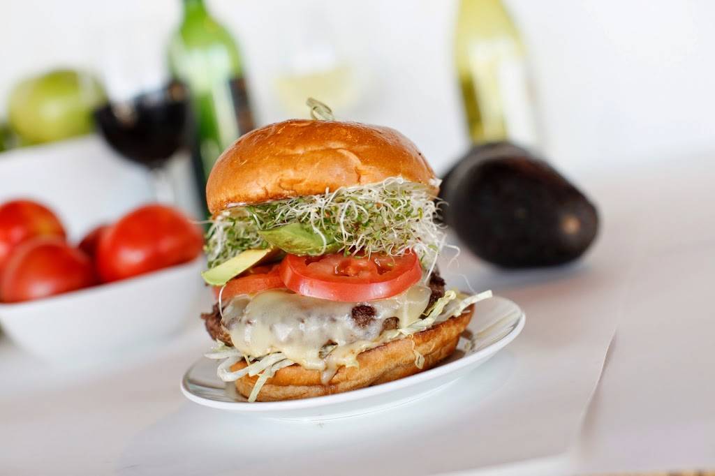 Zinburger Wine & Burger Bar | restaurant | 2502 E Camelback Rd Suite 127, Phoenix, AZ 85016, USA | 6024249500 OR +1 602-424-9500