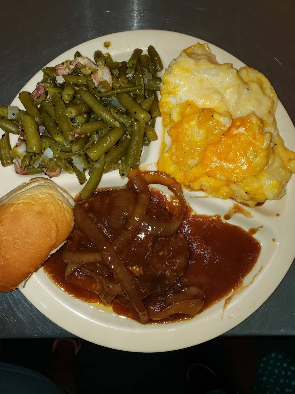 Two blessed girl | restaurant | 71007 LA-41, Pearl River, LA 70452, USA | 9852509505 OR +1 985-250-9505