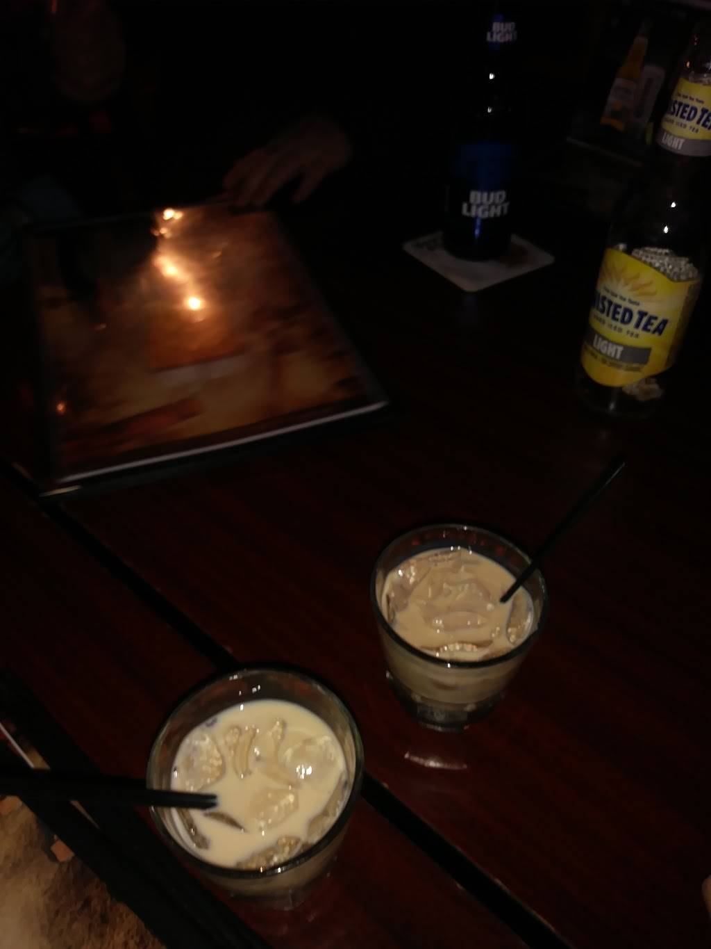 Lumpy Magees Pub and Grub | restaurant | Store #3/4, 2417 Welsh Rd, Philadelphia, PA 19114, USA | 2158213268 OR +1 215-821-3268