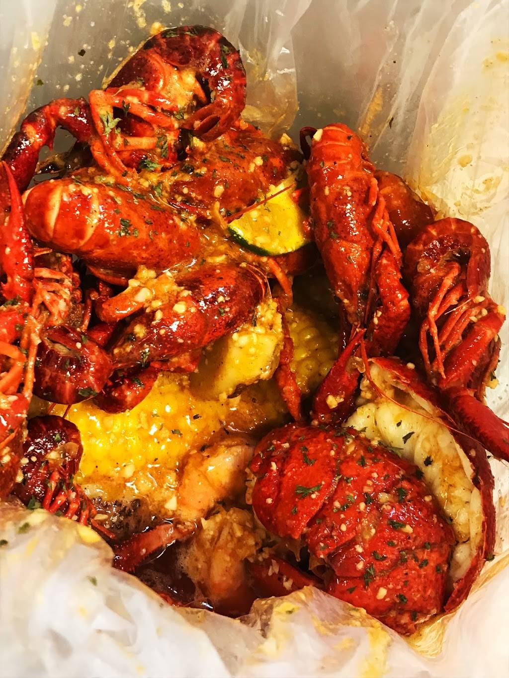 EZ Crab Shack | restaurant | 805 S Kirkman Rd #103, Orlando, FL 32811, USA | 4072379995 OR +1 407-237-9995