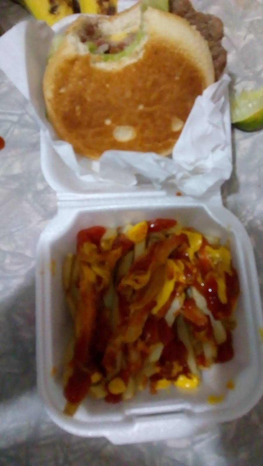 Jak Burguer And Dogs | restaurant | Privada Presa Moraleños 17443, Colinas de La Presa, Tijuana, B.C., Mexico | 016643207482 OR +52 664 320 7482