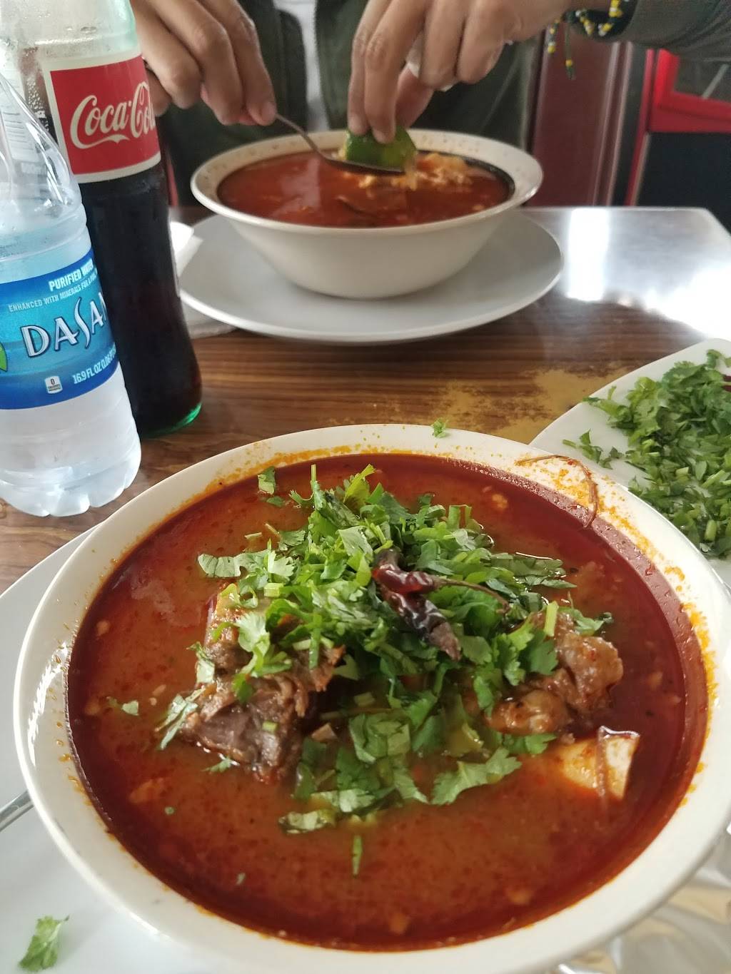 Tacos El Porton | restaurant | 2201 E Alondra Blvd, Compton, CA 90221, USA | 3106087383 OR +1 310-608-7383