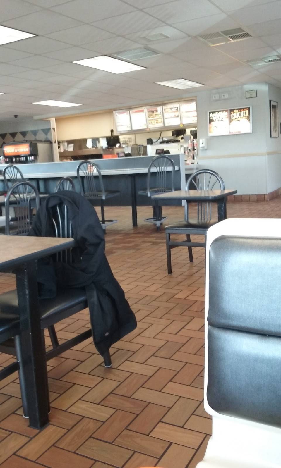 Whataburger | restaurant | 1755 Lee Trevino Dr, El Paso, TX 79936, USA | 9155930493 OR +1 915-593-0493