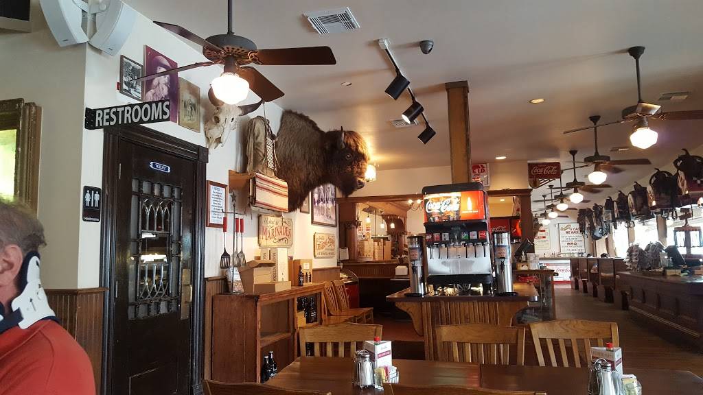 Goode Company BBQ | restaurant | 8911 Katy Fwy, Houston, TX 77024, USA | 7134641901 OR +1 713-464-1901