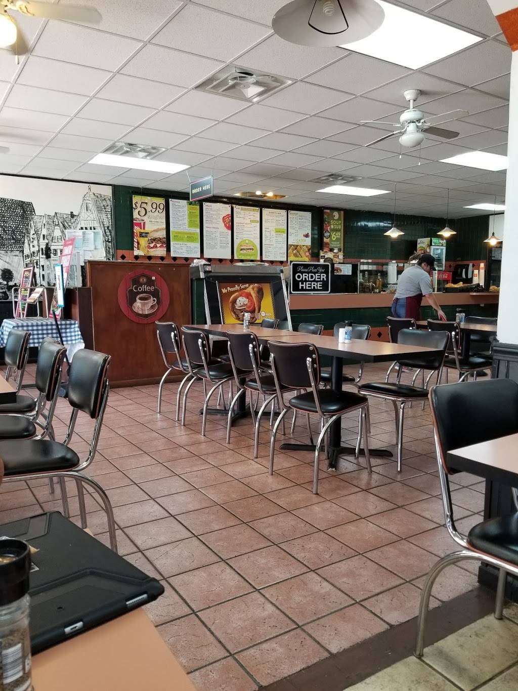 Murphys Deli | restaurant | 16536 Park Row, Houston, TX 77084, USA | 2813989559 OR +1 281-398-9559