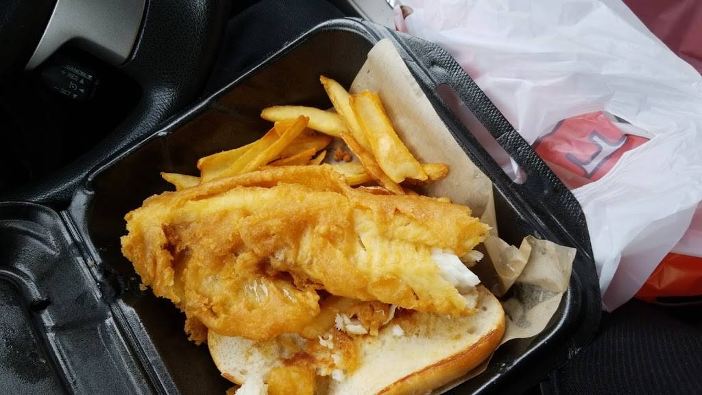 Hooters | restaurant | 1650 US-41 Suite A, Schererville, IN 46375, USA | 2193222024 OR +1 219-322-2024