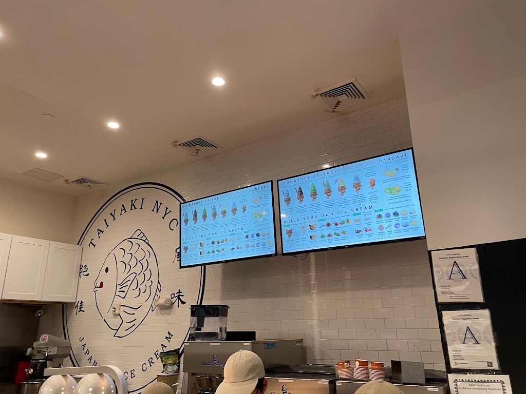 Taiyaki NYC - Boston | bakery | 119 Seaport Blvd Suite B, Boston, MA 02210, USA | 6175313514 OR +1 617-531-3514