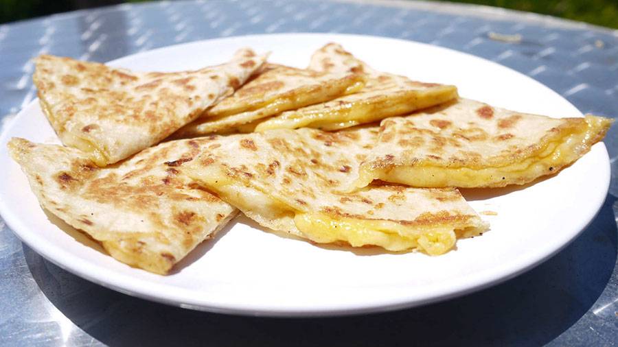 Taqueria La Oaxaquena | restaurant | 825 E Mission Blvd, Pomona, CA 91766, USA | 9093216799 OR +1 909-321-6799