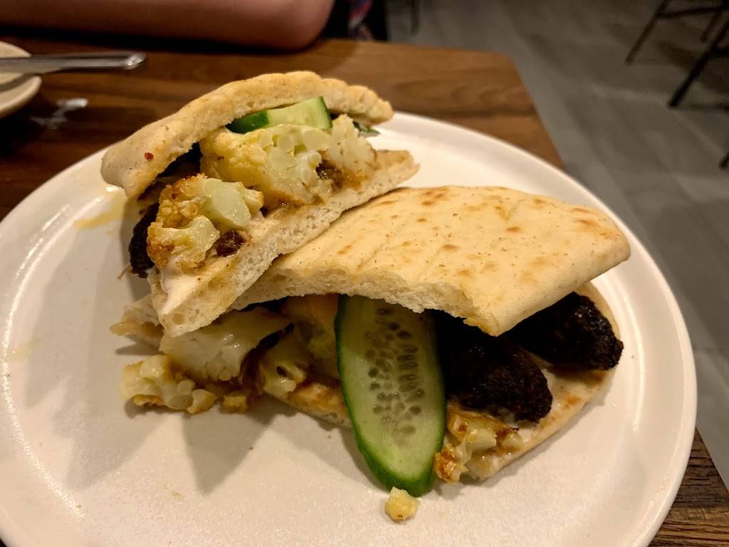 Qanoon Restaurant | restaurant | 180 9th Ave, New York, NY 10011, USA | 6468439711 OR +1 646-843-9711