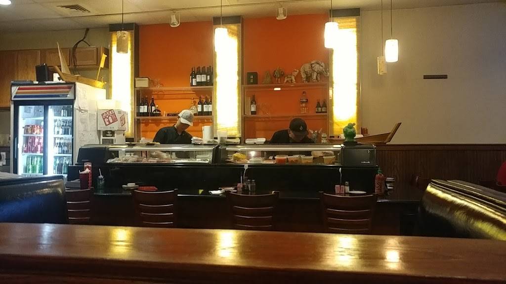 Thai Chili & Sushi | restaurant | 16221 E 40th Ave D, Denver, CO 80239, USA | 3033071119 OR +1 303-307-1119