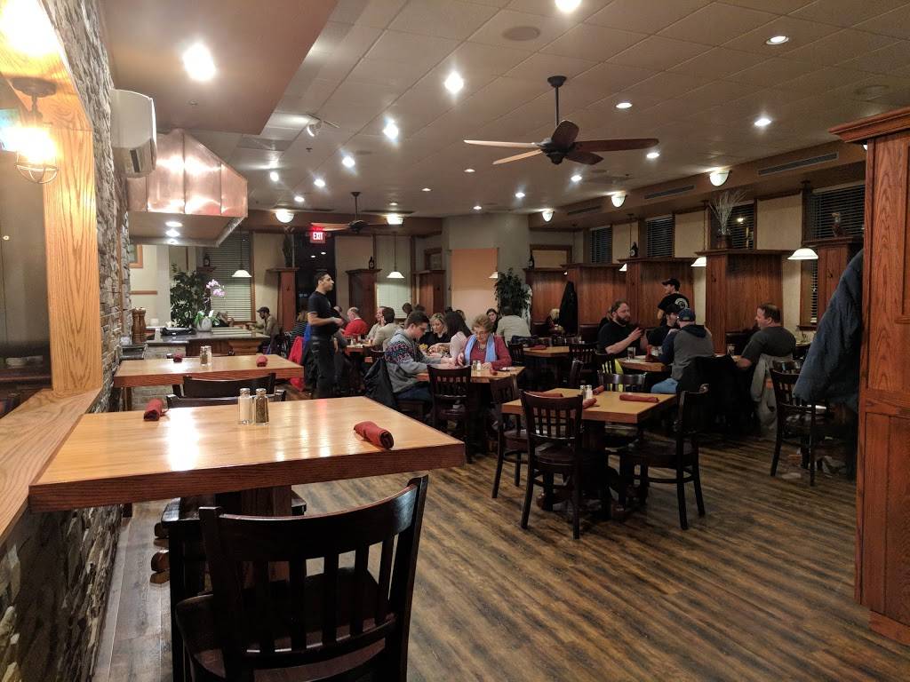 Ale Station Food and Brew | restaurant | 2645 Main St, East Troy, WI 53120, USA | 2626422739 OR +1 262-642-2739