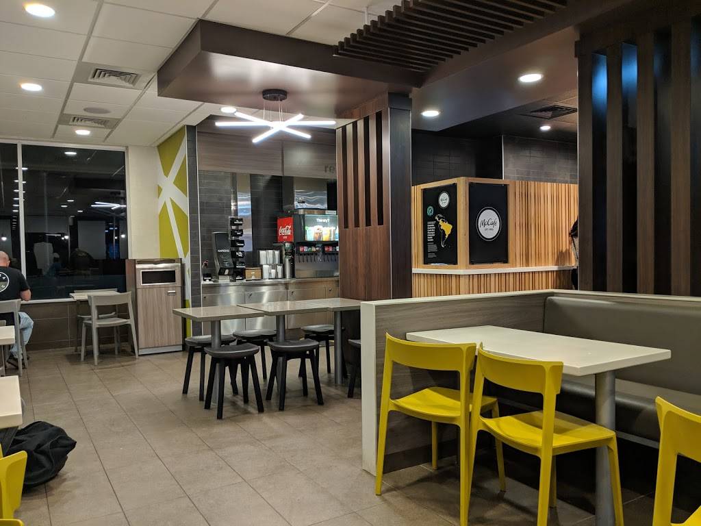 McDonalds | cafe | 47-250 Hui Iwa St, Kaneohe, HI 96744, USA | 8082397774 OR +1 808-239-7774