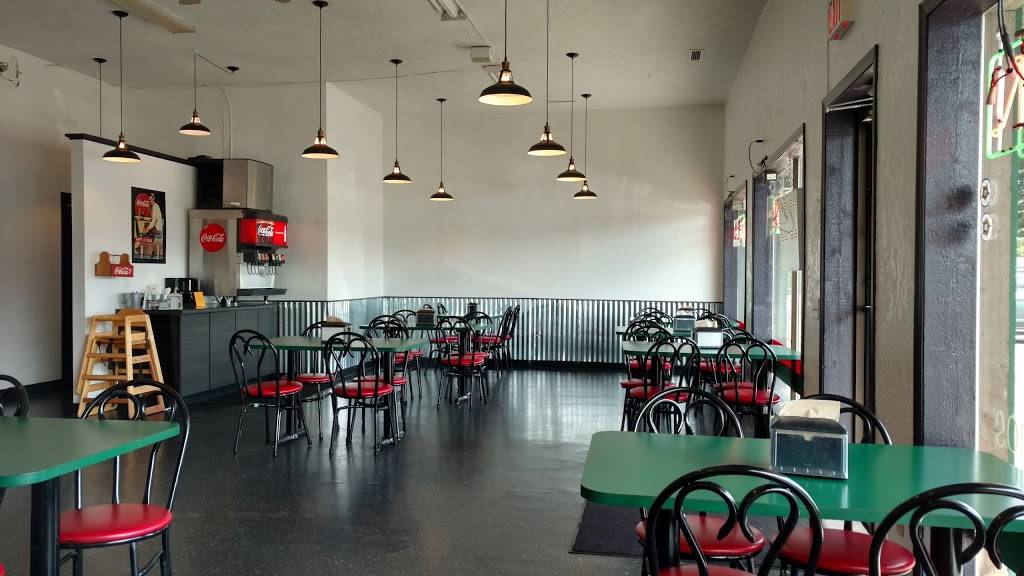 Samuel Mancinos Italian | restaurant | 3833 Gull Rd, Kalamazoo, MI 49048, USA | 2693830066 OR +1 269-383-0066