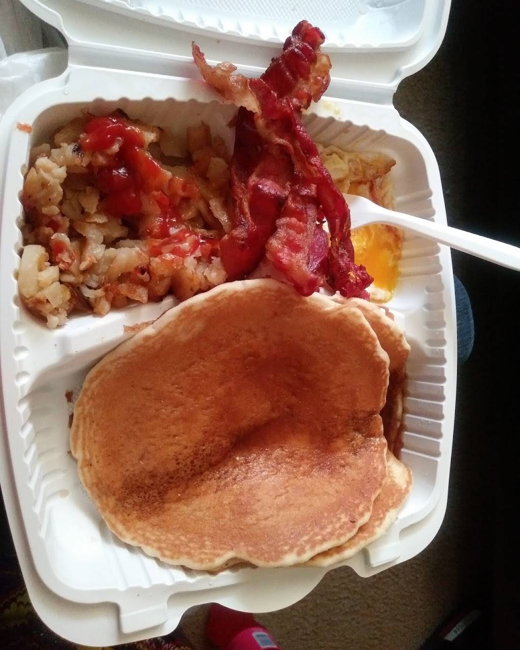 Roys Steak & Subs | restaurant | 2279 Savannah St SE, Washington, DC 20020, USA | 2026103057 OR +1 202-610-3057